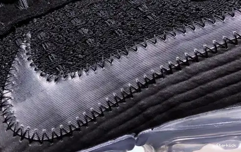  AA3831-002 Air Black O-W VaporMax 0510